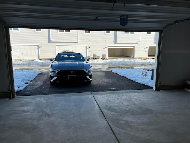 4219 Chelsea Manor Cir, Aurora, IL 60504 - view of garage