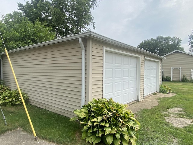 308 S 5th Ave, Streator, IL 61364 - view of detached garage
