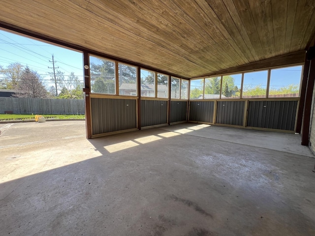 189 Ambleside Rd, Des Plaines, IL 60016 - unfurnished sunroom featuring vaulted ceiling