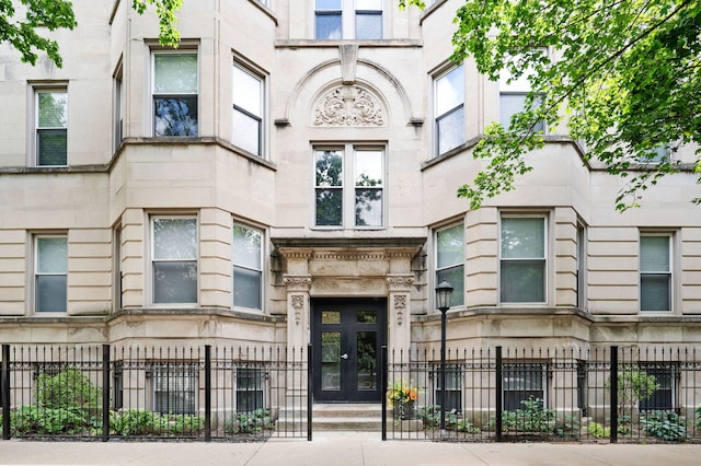 3747 N Fremont St Unit 3, Chicago, IL 60613 - photo 1