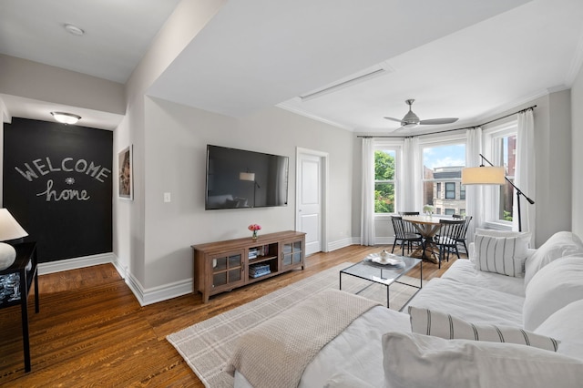 3747 N Fremont St Unit 3, Chicago, IL 60613 - photo 2