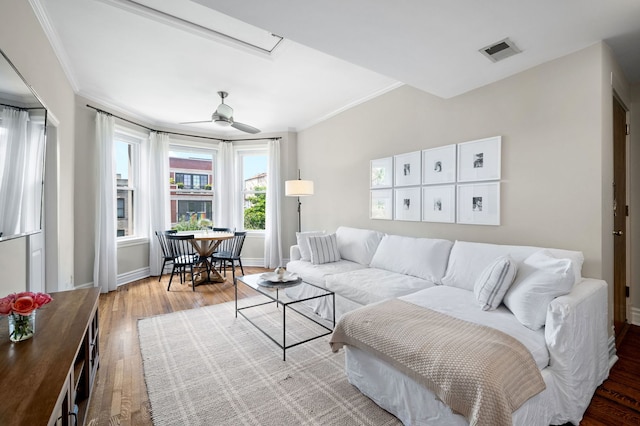 3747 N Fremont St Unit 3, Chicago, IL 60613 - photo 3
