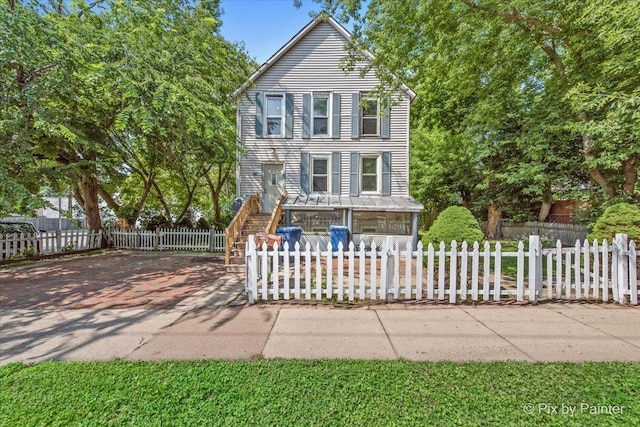 314 Liberty St, Waukegan, IL 60085 - photo 1