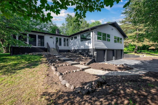 318 N Rose Farm Rd, Woodstock, IL 60098 - photo 1