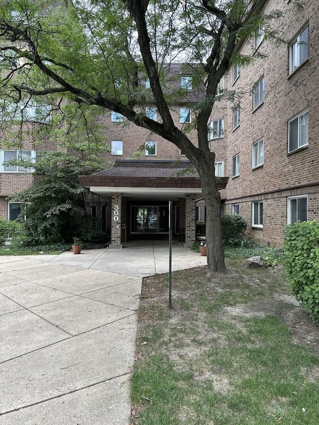 300 Roselle Rd Unit 419, Schaumburg, IL 60193 - photo 2