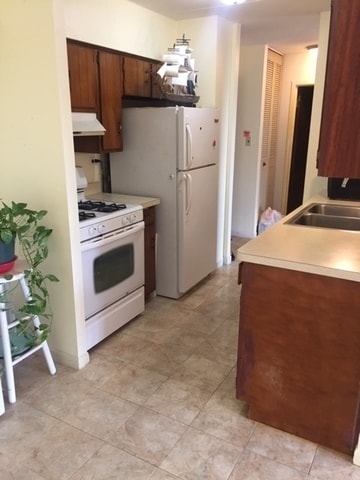 300 Roselle Rd Unit 419, Schaumburg, IL 60193 - photo 5