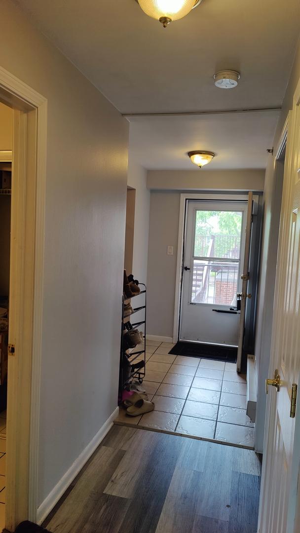 1810 W Hatherleigh Ct Unit 2A, Mount Prospect, IL 60056 - photo 13