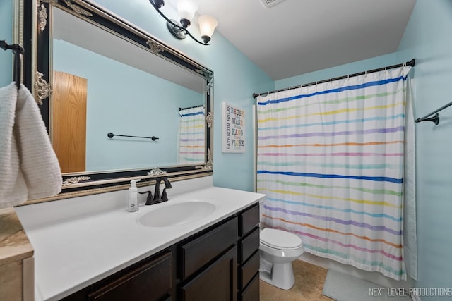 1211 Hall St, Sugar Grove, IL 60554 - full bath featuring vanity and curtained shower