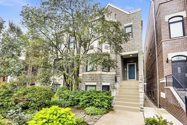 826 S Bell Ave, Chicago, IL 60612 - view of front facade with stone siding