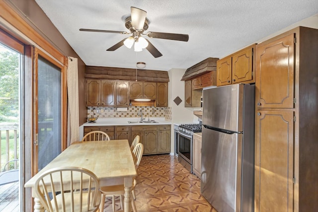 1060 Mark St, South Elgin, IL 60177 - photo 8