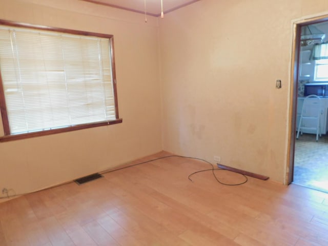 725 Illinois St, Peru, IL 61354 - photo 9