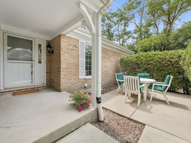 1427 Shire Cir, Inverness, IL 60067 - photo 4