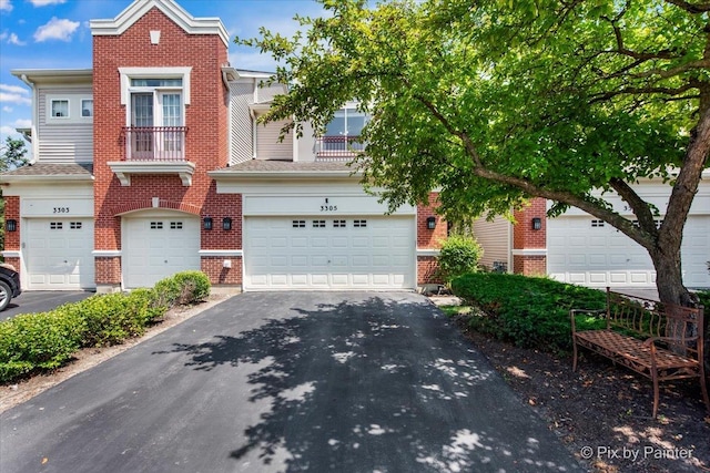 3305 Rosecroft Ln, Naperville, IL 60564 - photo 1