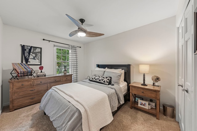 1563 Abbotsford Dr, Naperville, IL 60563 - bedroom featuring light carpet, ceiling fan, and a closet