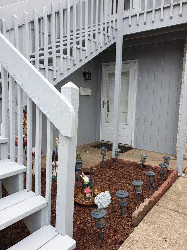 view of exterior entry