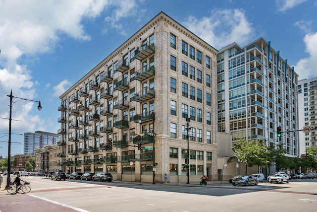 1801 S Michigan Ave Unit 507, Chicago, IL 60616 - view of apartment building / complex