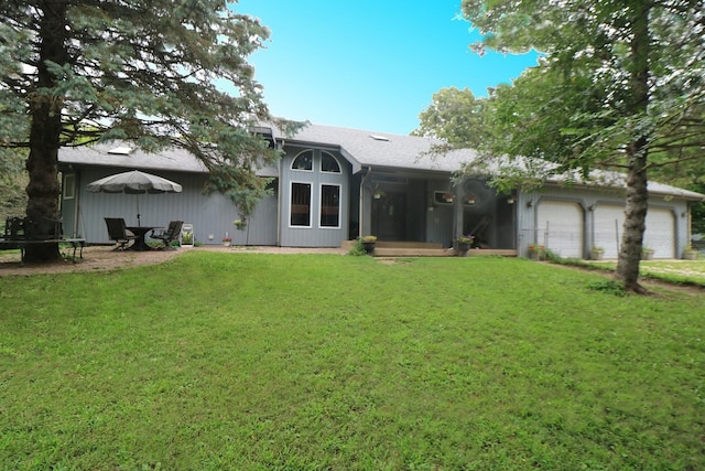18720 Kishwaukee Valley Rd, Marengo, IL 60152 - photo 1