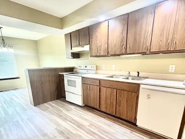 904 Kara Dr Unit 904, Champaign, IL 61822 - photo 6