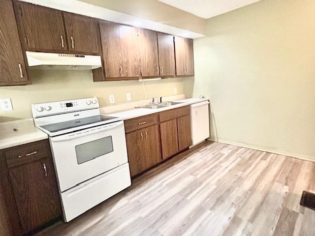 904 Kara Dr Unit 904, Champaign, IL 61822 - photo 8