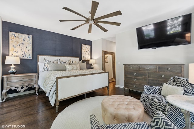 369 W Superior St Unit A, Chicago, IL 60654 - bedroom with dark wood finished floors and a ceiling fan