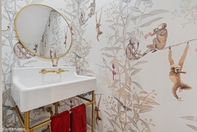 369 W Superior St Unit A, Chicago, IL 60654 - view of half bath