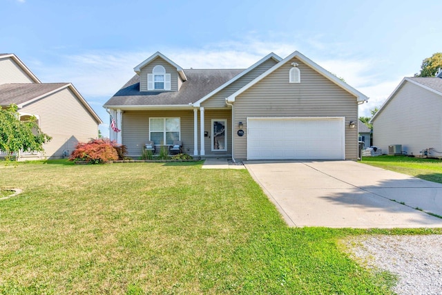 915 E Newkirk St, Tuscola, IL 61953 - photo 1