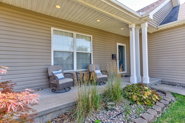 915 E Newkirk St, Tuscola, IL 61953 - photo 2