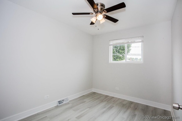 9154 S Luella Ave, Chicago, IL 60617 - unfurnished room featuring light wood-type flooring and a ceiling fan