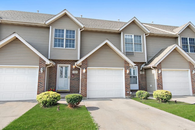 568 S Peace Rd Unit 568, Sycamore, IL 60178 - photo 1