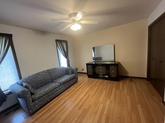 10S220 Hampshire Ln W, Willowbrook, IL 60527 - living room featuring wood finished floors and ceiling fan