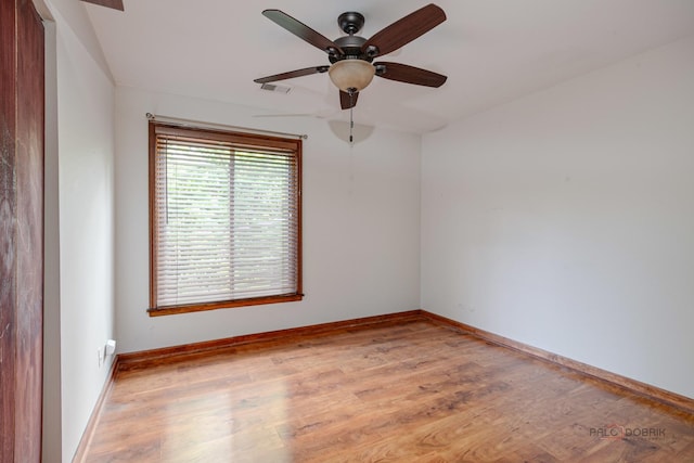 1499 Shermer Rd Unit 204E, Northbrook, IL 60062 - empty room with a ceiling fan and light wood-style flooring