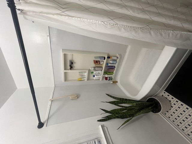 9013 La Crosse Ave, Skokie, IL 60077 - view of bathroom