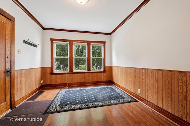 5709 W Ainslie St, Chicago, IL 60630 - photo 12