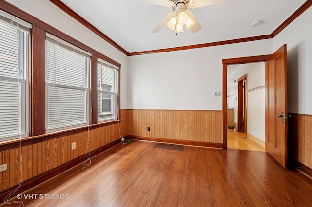 5709 W Ainslie St, Chicago, IL 60630 - photo 13