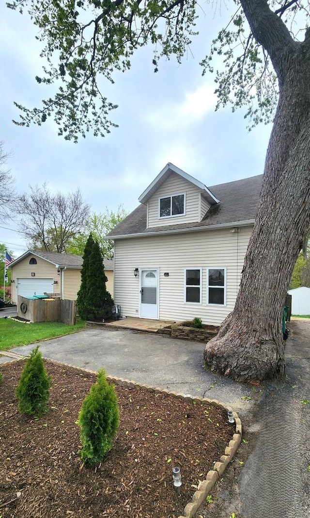 20 S Lake Ave, Fox Lake, IL 60020 - photo 2