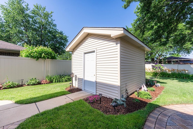 554 N Green Ridge St, Addison, IL 60101 - photo 32