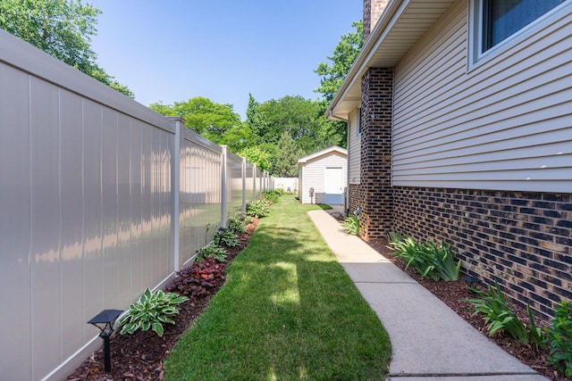554 N Green Ridge St, Addison, IL 60101 - photo 42