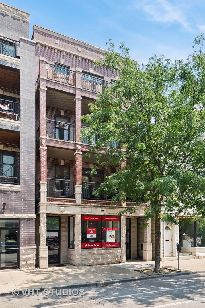4355 N Lincoln Ave Unit 4, Chicago, IL 60618 - photo 1