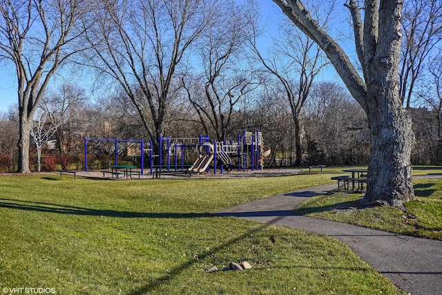 195 Cold Spring Rd, Barrington, IL 60010 - community jungle gym featuring a lawn
