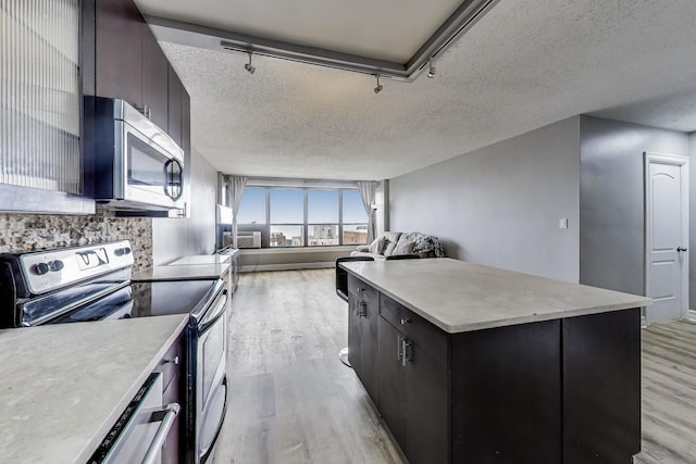 2930 N Sheridan Rd Unit 2111, Chicago, IL 60657 - photo 12