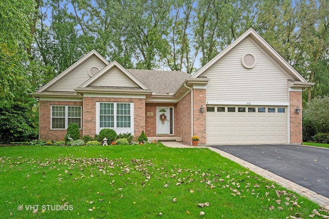 332 Oak Grove Cir, Wauconda, IL 60084 - photo 1