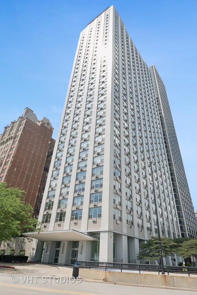 1550 N Lake Shore Dr Unit 2E, Chicago, IL 60610 - photo 1
