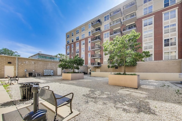 647 Metropolitan Way Unit L402, Des Plaines, IL 60016 - photo 24