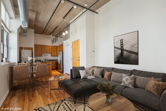758 N Larrabee St Unit 832, Chicago, IL 60654 - photo 4