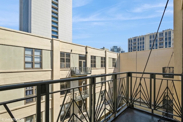 758 N Larrabee St Unit 832, Chicago, IL 60654 - photo 9