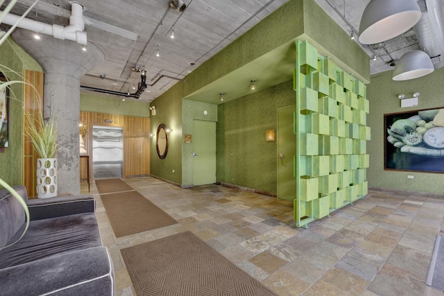 1070 W 15th St Unit 201, Chicago, IL 60608 - view of common area