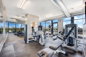 1070 W 15th St Unit 201, Chicago, IL 60608 - workout area featuring expansive windows