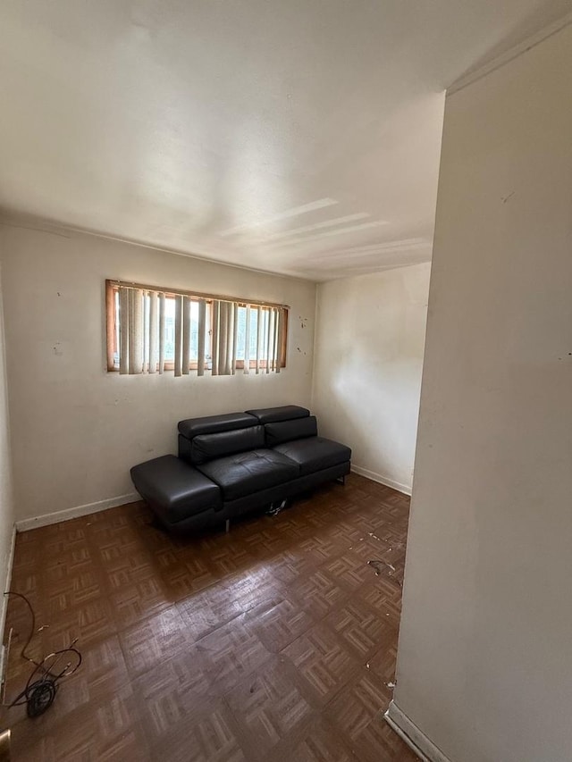 15203 Waterman Dr, South Holland, IL 60473 - living area with baseboards
