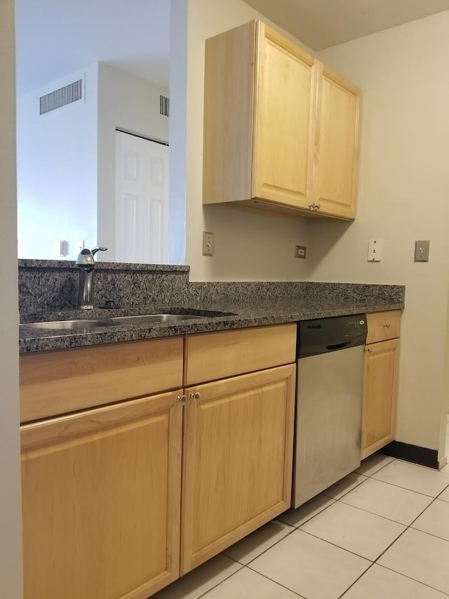 1919 Prairie Sq Unit 204, Schaumburg, IL 60173 - photo 5