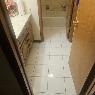 1214 E 165th St, South Holland, IL 60473 - photo 9